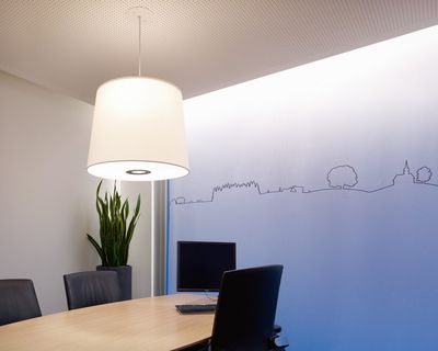 Roller Blind Systems, SG 4930, Colorama 2, Room shot "UBS", Kloten, Switzerland