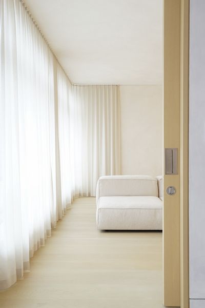 Curtain Systems, SG 6465, Polyflax, Centre Point Residence, London, United Kingdom
