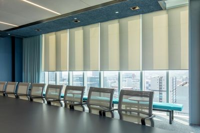 Rullgardiner, SG 4960, Versascreen 1-10%, Virgin Money, Glasgow, Scotland, United Kingdom