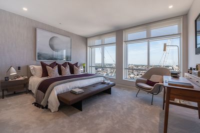 Roller Blind Systems, SG 4960, Multiscreen 1-10%, Centre Point, London, United Kingdom, Recess